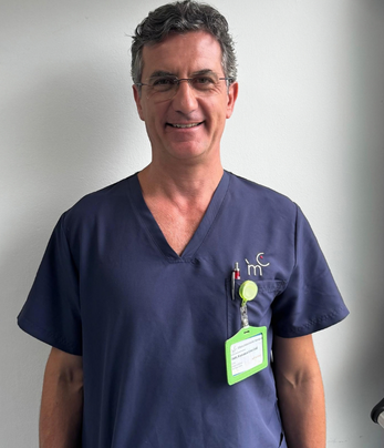 Dott. Francesco Urso Calé, medico veterinario, Consulente in Medicina Interna
